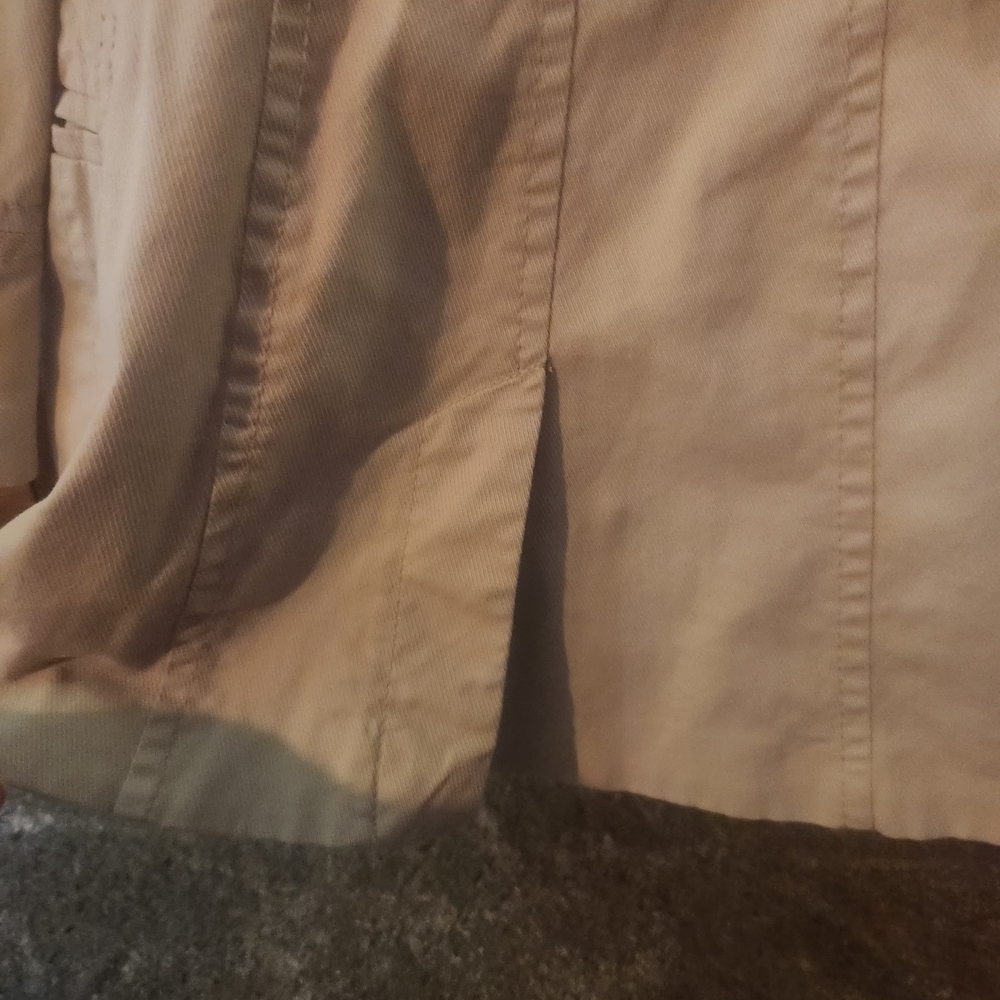 H&M Light Tan Midi Sz 4  Trench Coat with Button Accents Casual Preppy - Picture 4 of 4